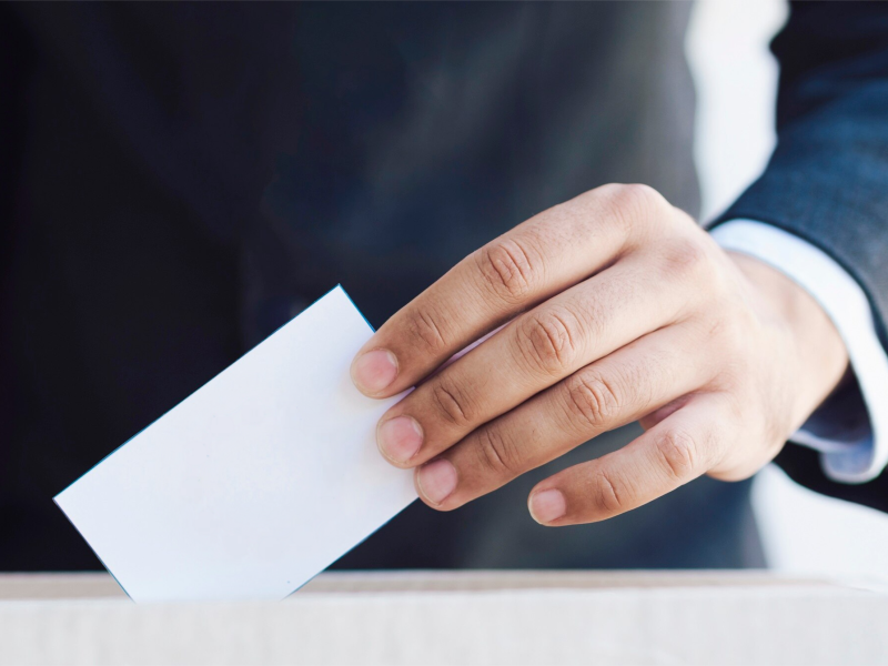 Comment le scrutin des municipales de 2026 redessine les rapports de force pour les présidentielles de 2027 ?